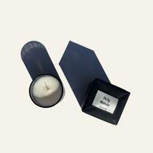 Load image into Gallery viewer, Product shot of Dirty Blonde candle with notes of tonka bean, smoke, guiacwood
